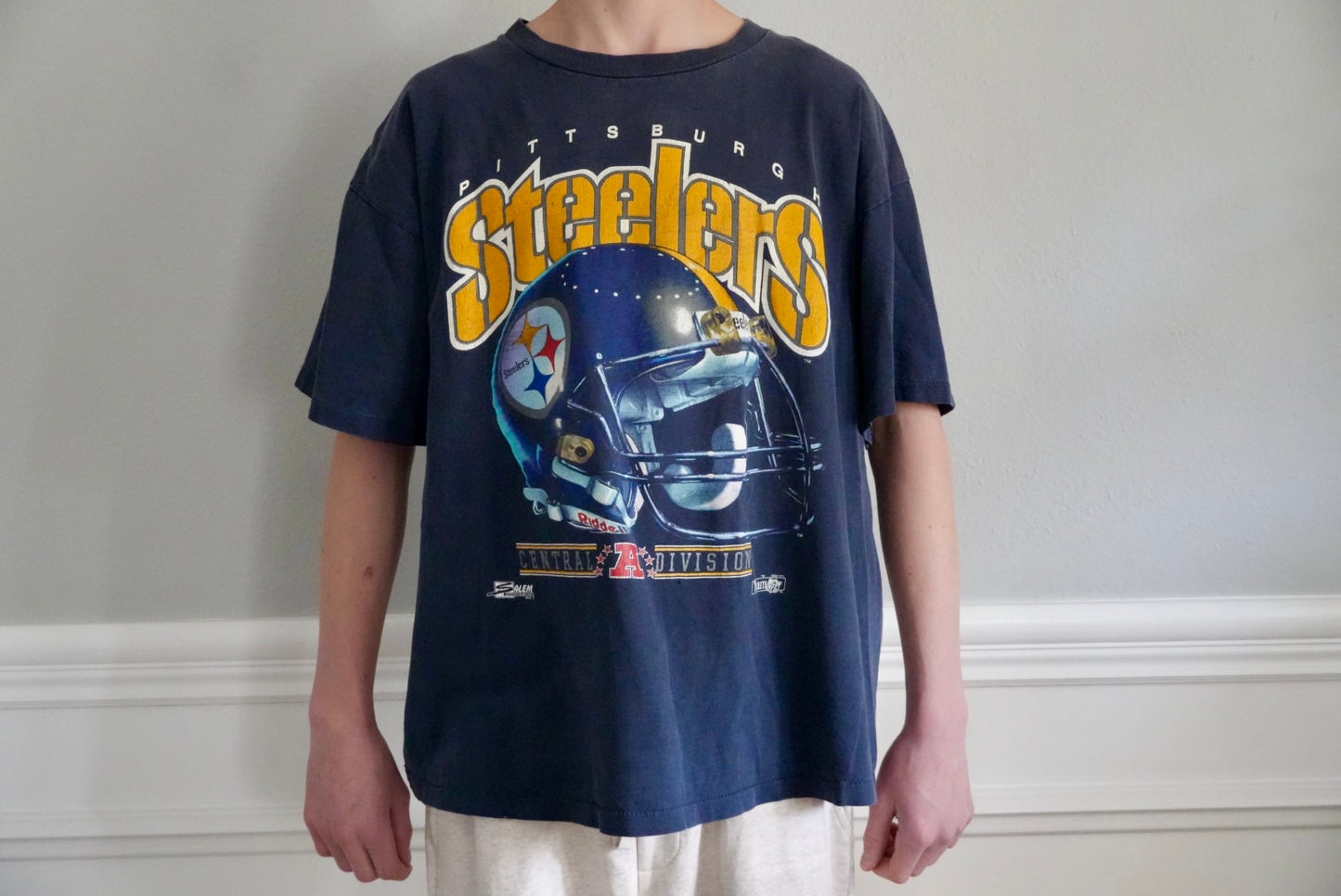 Salem Sportswear: T-Shirt Youth XL